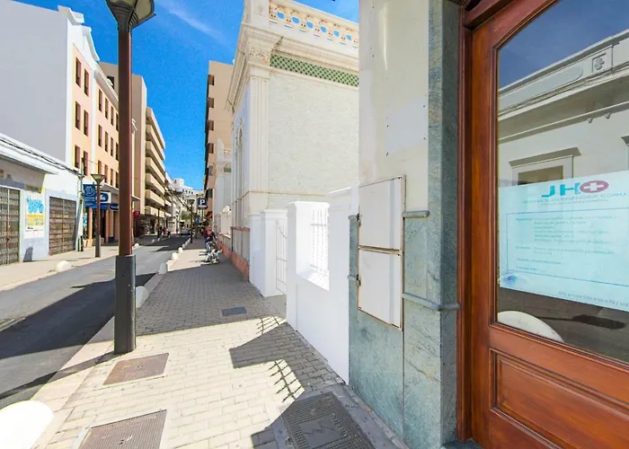 Rooms & Suites Loft 2G - Central Arrecife, Lanzarote - Free Parking Апартаменты